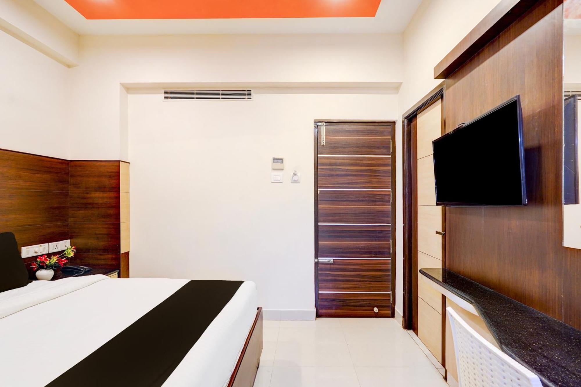 Super Townhouse Chennai Near Airport Formerly Sai Bala Budget Exterior photo